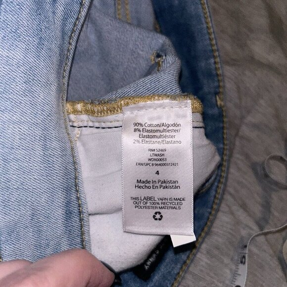 Free Assembly Light Blue Denim High Rise Distress Knee Skinny Jeans Size 4 - Picture 8 of 11